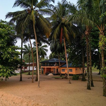 La Villa Lou, Musee Des Arts Grand Batangua Kribi Kültér fotó