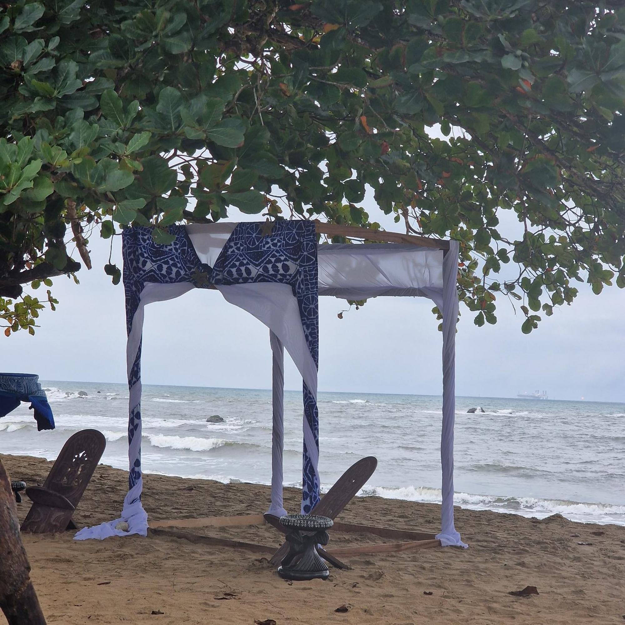 La Villa Lou, Musee Des Arts Grand Batangua Kribi Kültér fotó