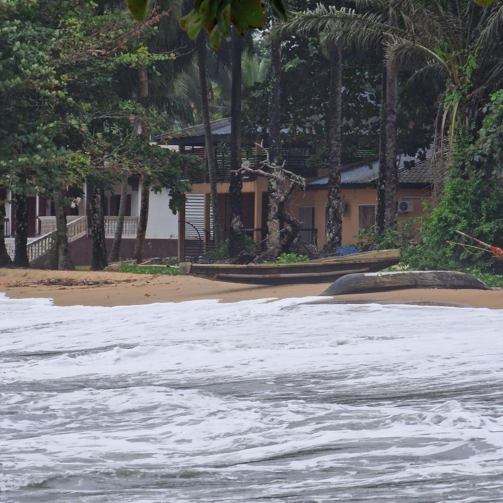 La Villa Lou, Musee Des Arts Grand Batangua Kribi Kültér fotó